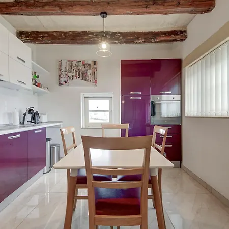 Duplex Penthouse In With Terrace Views By 360 Estates * 瓦莱塔