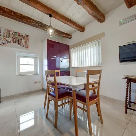 Duplex Penthouse In With Terrace Views By 360 Estates