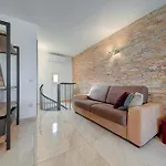 Duplex Penthouse In With Terrace Views By 360 Estates *