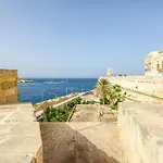 Duplex Penthouse In With Terrace Views By 360 Estates * Valletta