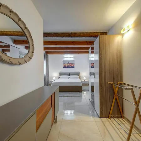 Duplex Penthouse In With Terrace Views By 360 Estates Apartman