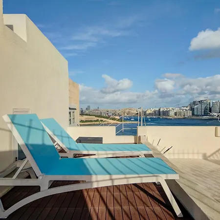 Apartamento Duplex Penthouse In With Terrace Views By 360 Estates Valeta