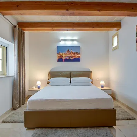 Appartamento Duplex Penthouse In With Terrace Views By 360 Estates *
