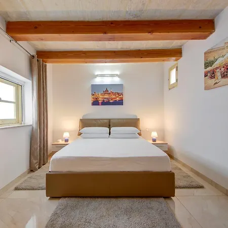 Duplex Penthouse In With Terrace Views By 360 Estates