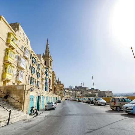 Duplex Penthouse In With Terrace Views By 360 Estates Appartamento *