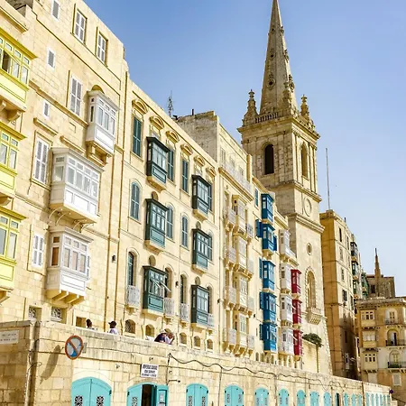 Duplex Penthouse In With Terrace Views By 360 Estates Apartamento Valeta